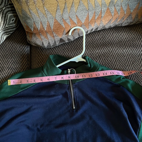 Top - Picture 5 of 9